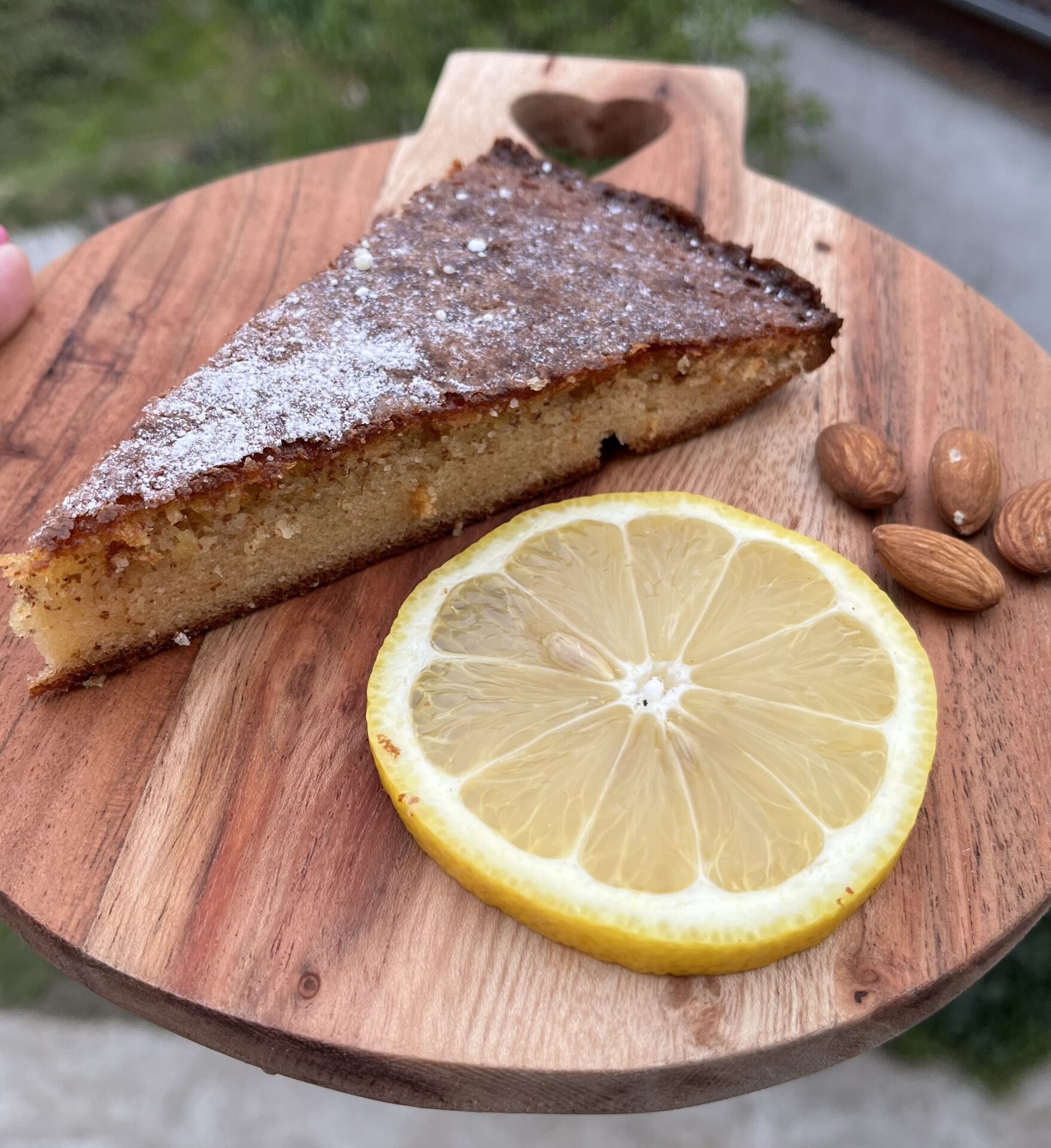 Gluténmentes citrom torta francia módra