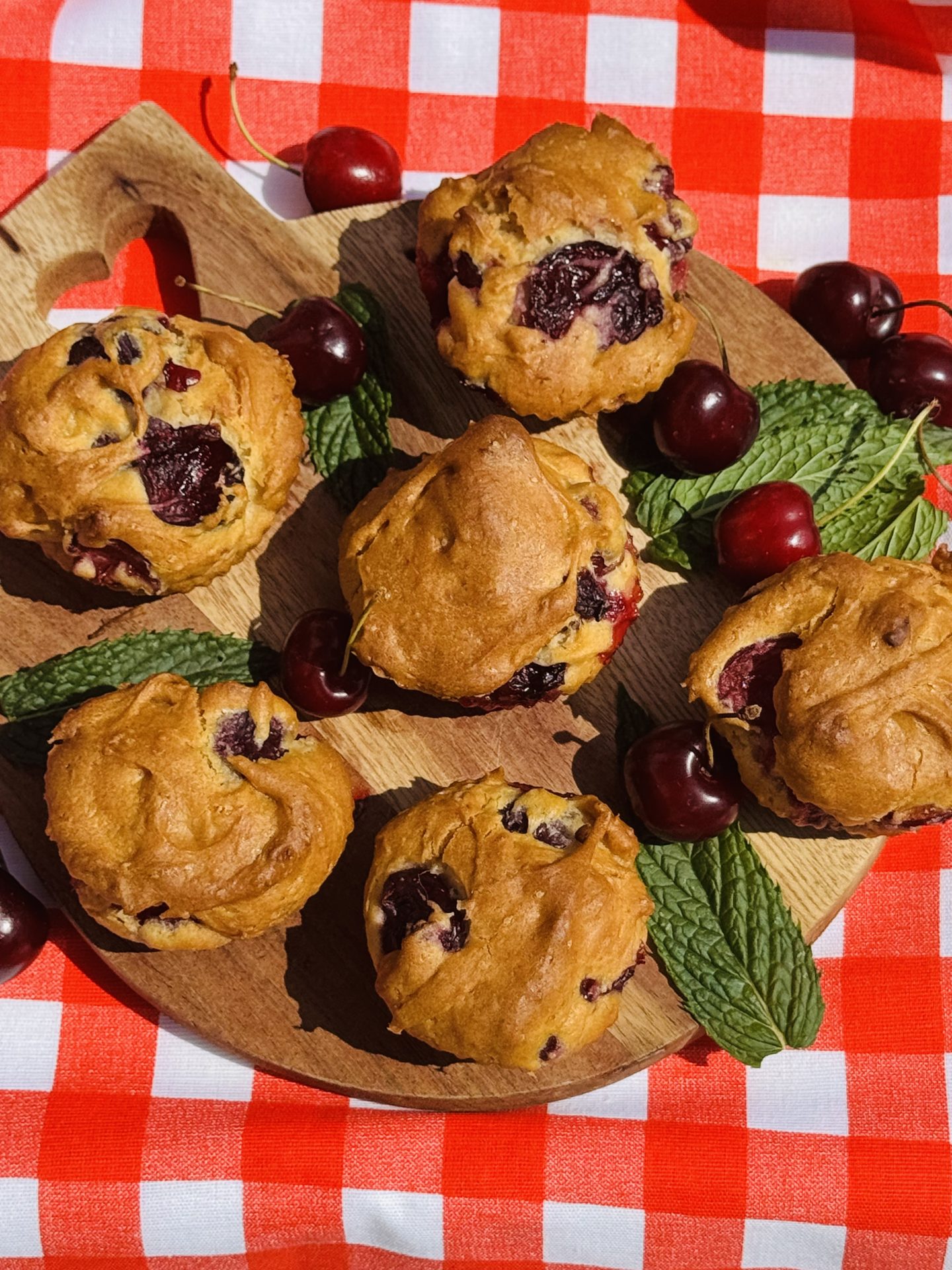 Gluténmentes cseresznyés muffin, ami még laktóz és tojásmentes is!