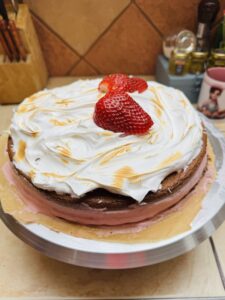 Gluténmentes epres mousse torta